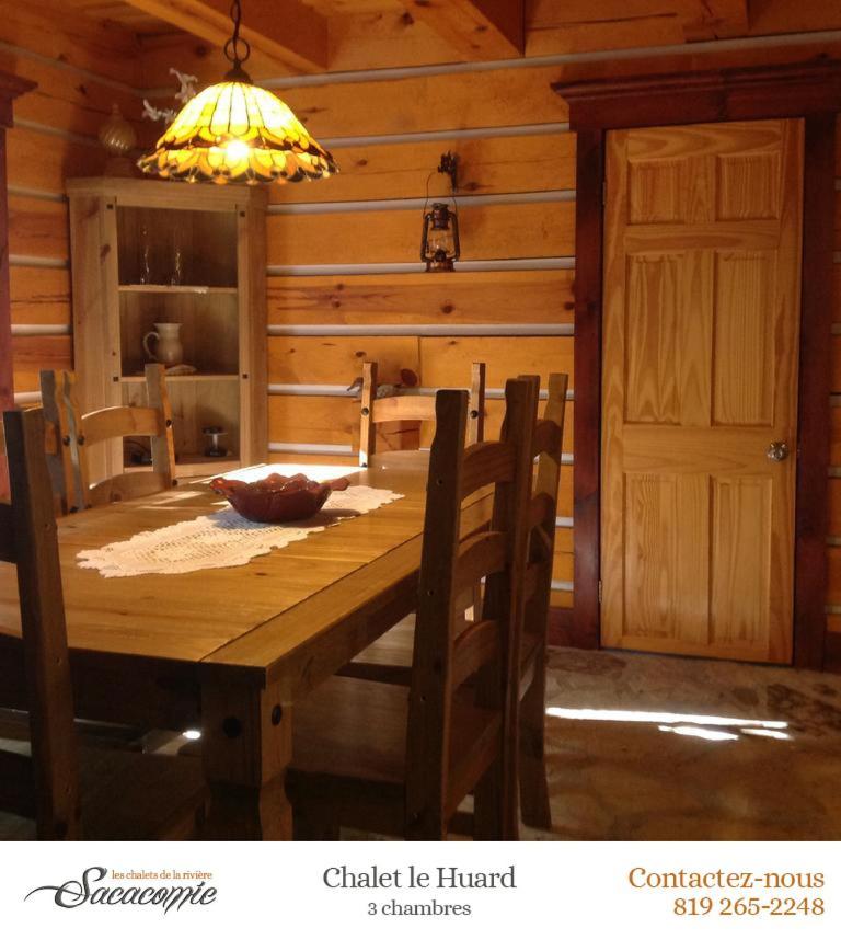 Villa Chalets de la Riviere Sacacomie à Saint-Alexis-des-Monts Extérieur photo