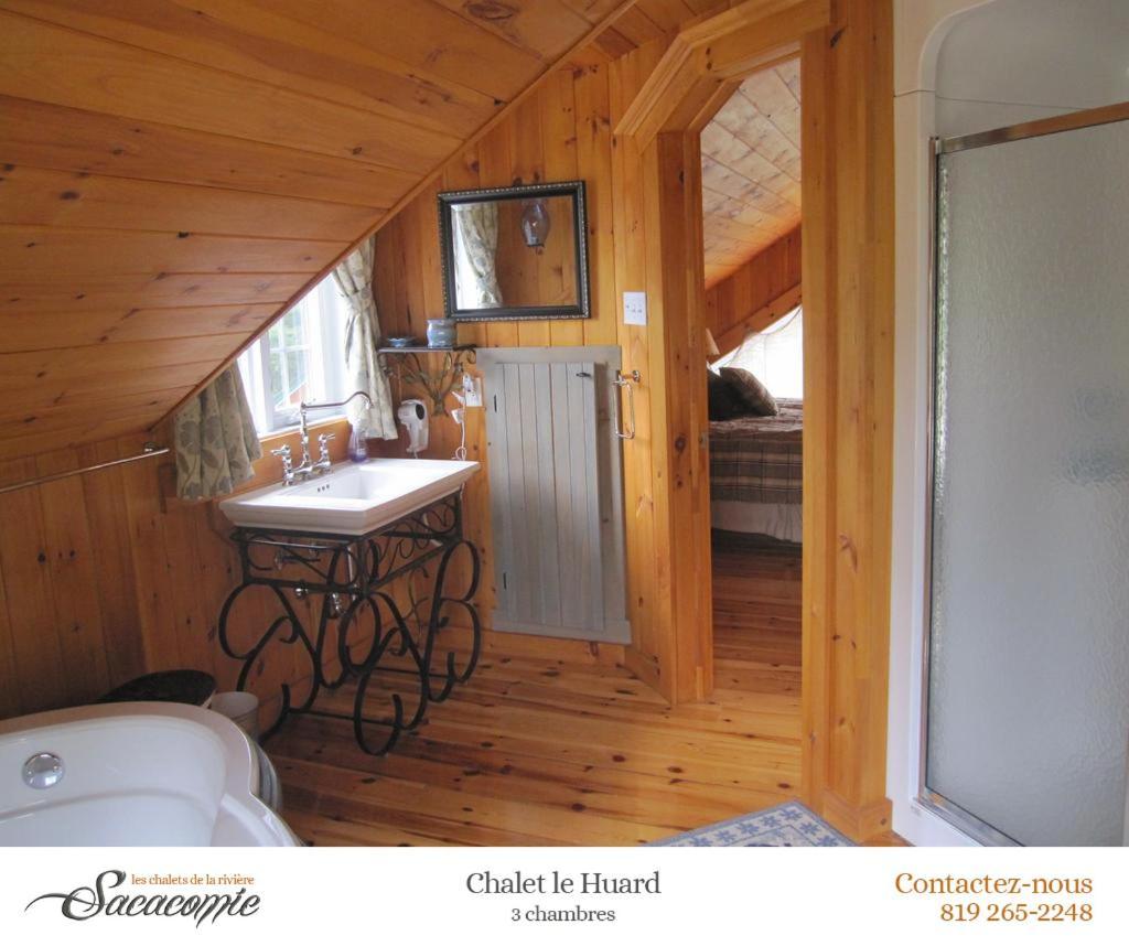 Villa Chalets de la Riviere Sacacomie à Saint-Alexis-des-Monts Extérieur photo