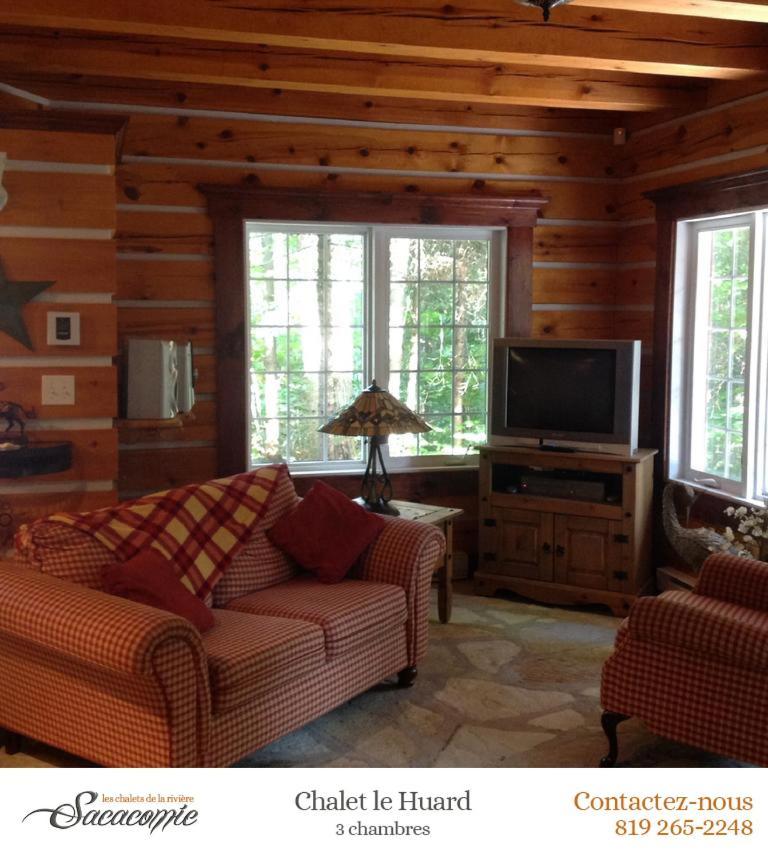 Villa Chalets de la Riviere Sacacomie à Saint-Alexis-des-Monts Extérieur photo